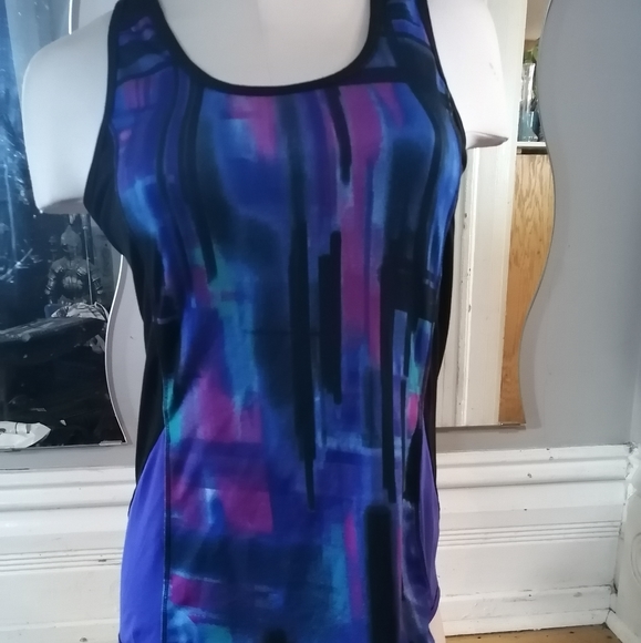 Athletic tank - Picture 1 of 3